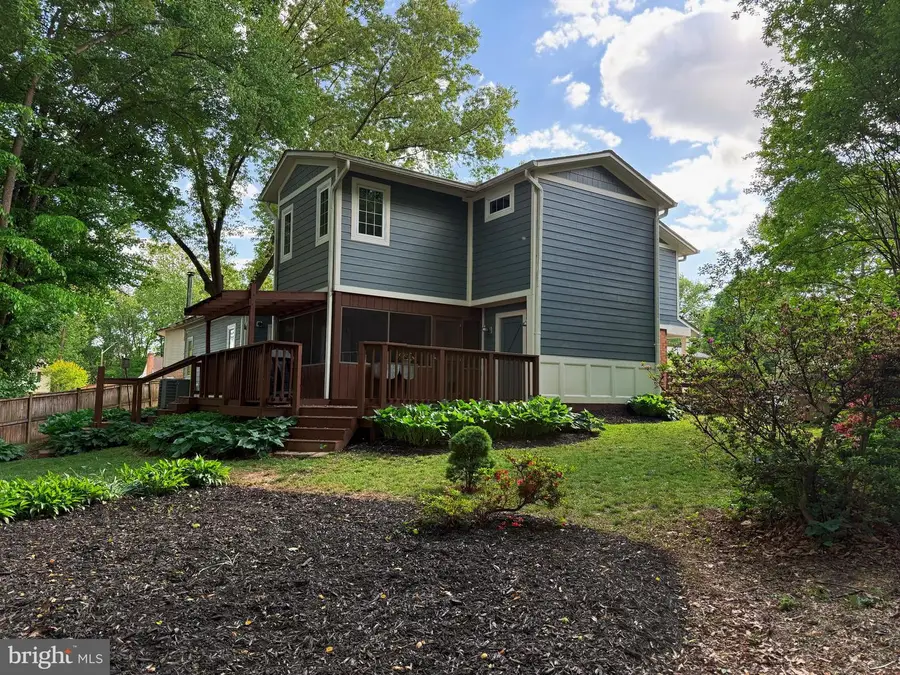 4903 Chantery Ct, Fairfax, VA 22032 - #3