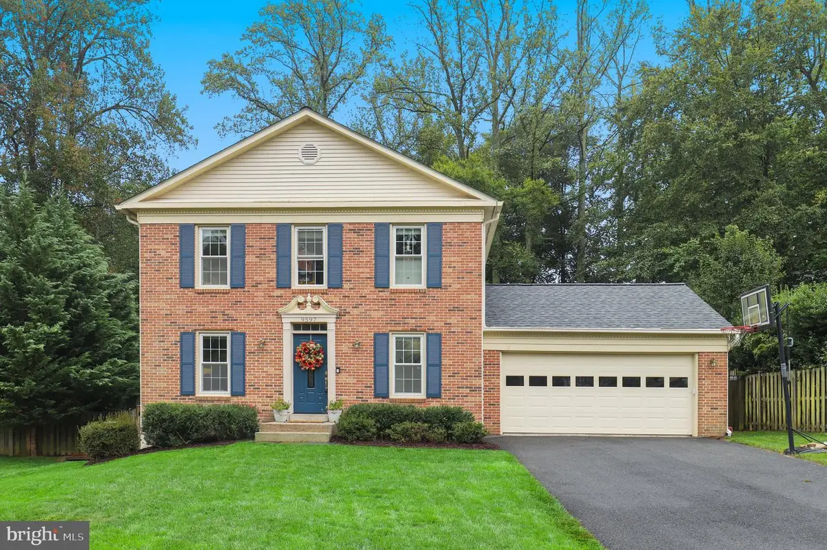 9597 Burnt Oak Dr, Fairfax Station, VA 22039 - #1