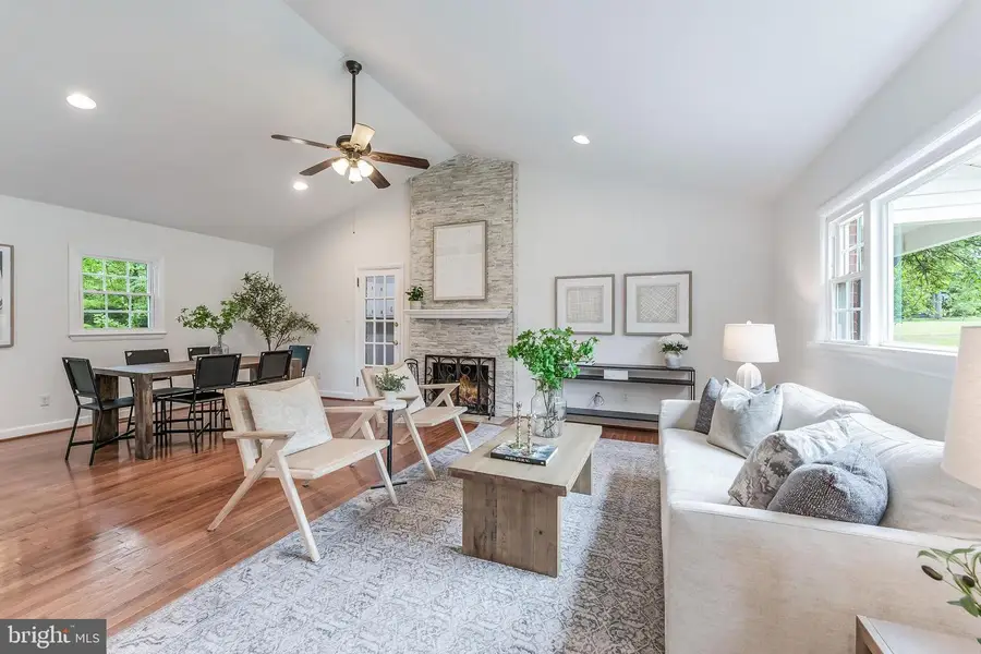 3447 Little Hunting Creek Dr, Alexandria, VA 22309 - #2