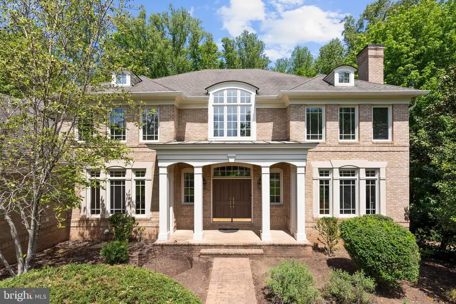 9304 Fitz Folly Dr, Great Falls, VA 22066 - #3