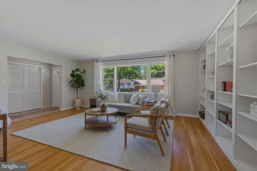 2519 E Meredith Dr, Vienna, VA 22181 - #3