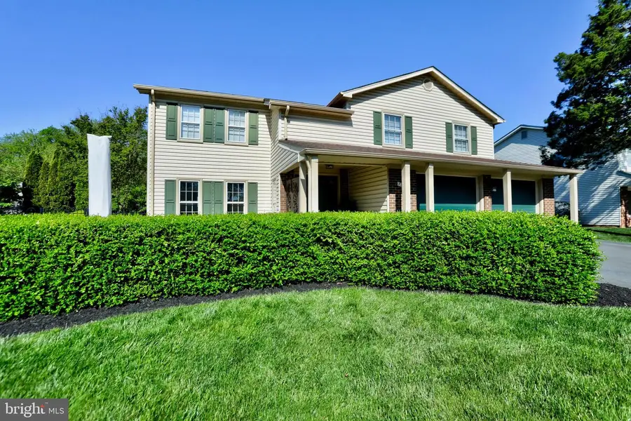 1301 Crosstitch Dr, Herndon, VA 20170 - #2