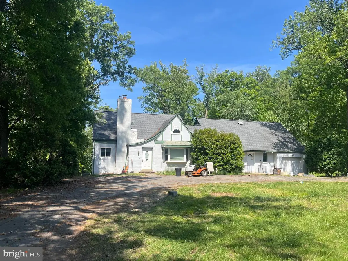 5400 Mount Vernon Memorial Hwy, Alexandria, VA 22309 - #1