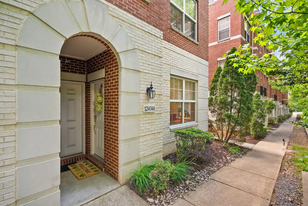 12414-a Liberty Bridge Rd, Fairfax, VA 22033 - #1