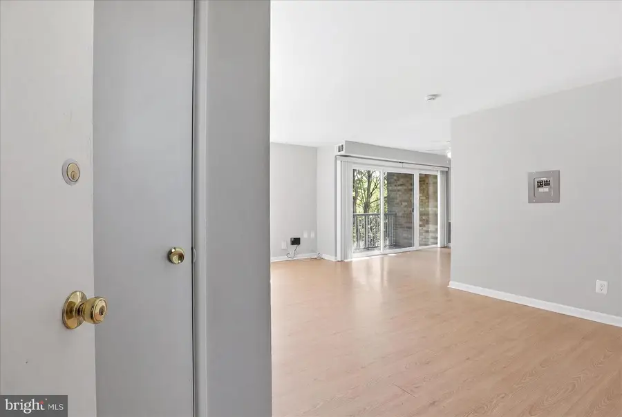 8002 Le Havre Pl #12, Falls Church, VA 22042 - #3