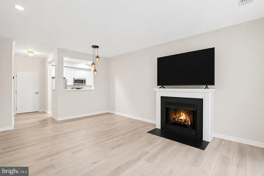 11775 Stratford House Pl #112, Reston, VA 20190 - #3
