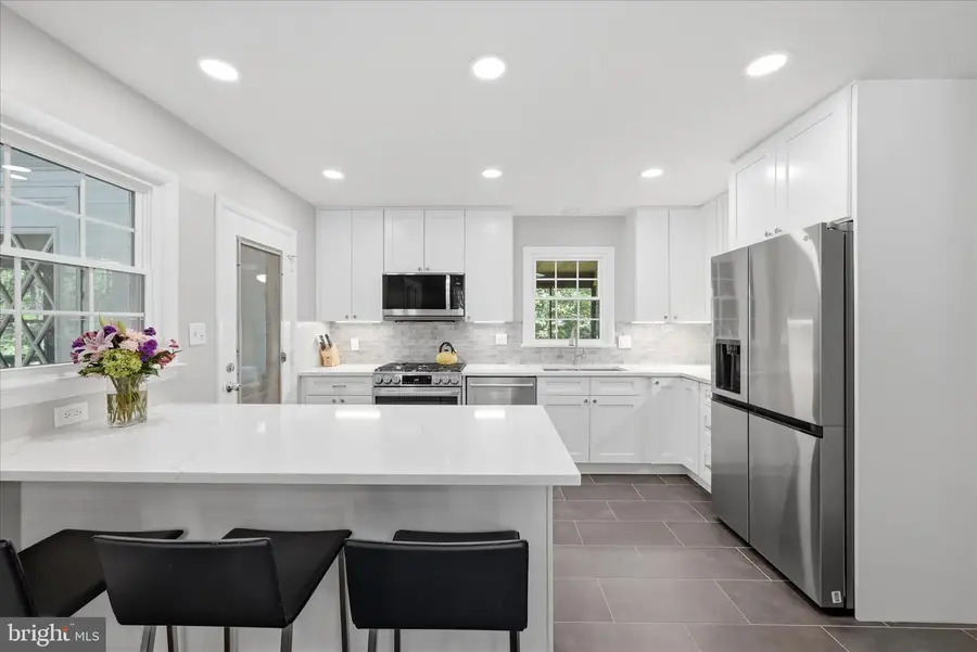 312 Broadleaf, Vienna, VA 22180 - #3