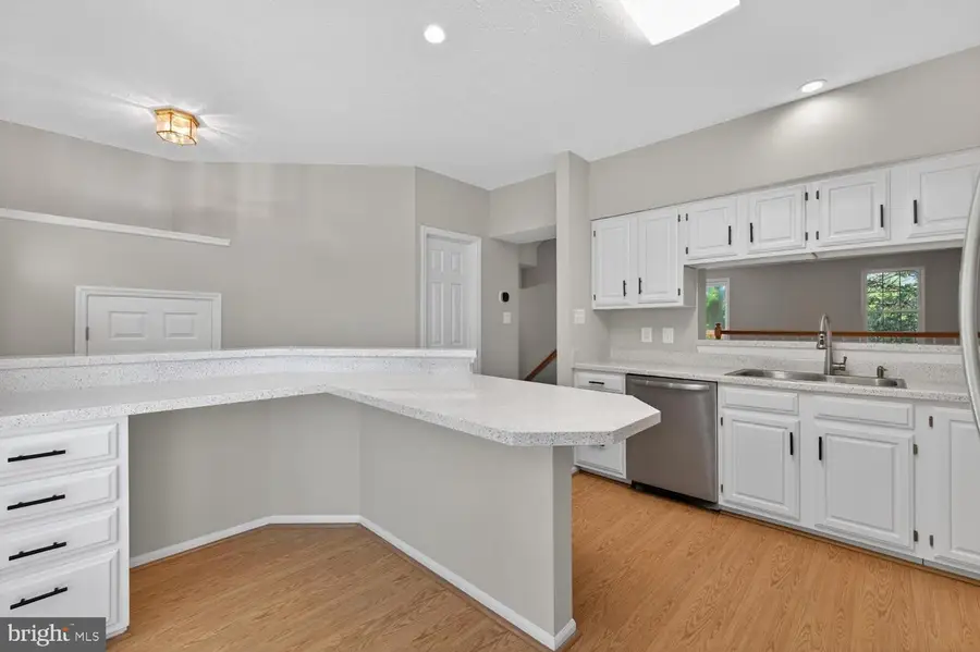 14113 Winding Ridge Ln, Centreville, VA 20121 - #2