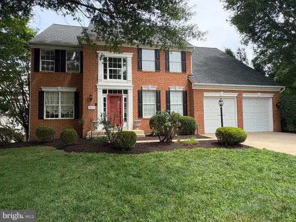 7811 Thornfield Ct, FAIRFAX STATION, VA 22039