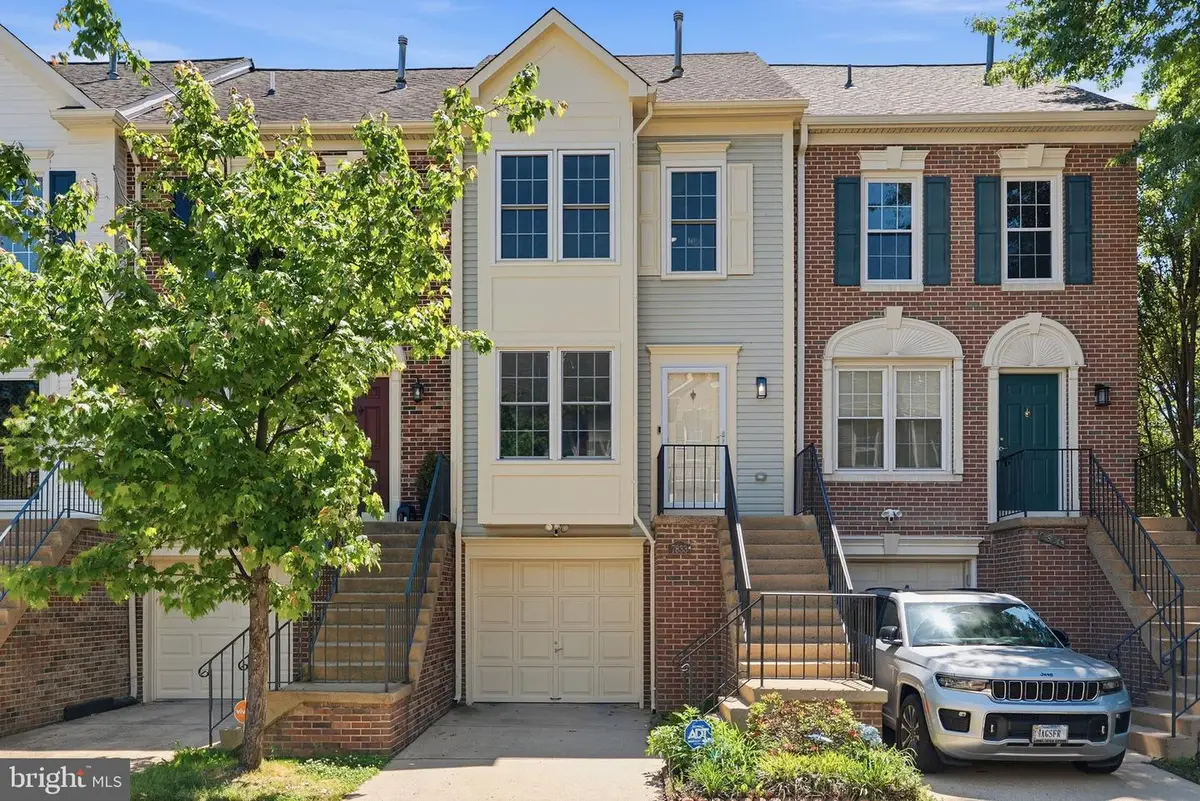 7833 Colonial Springs Blvd, Alexandria, VA 22306 - #1