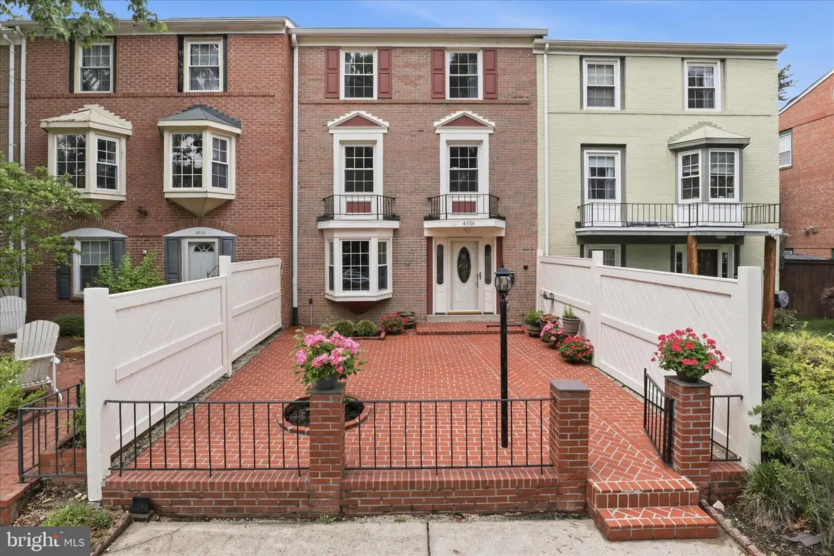 4514 Arendale Sq, Alexandria, VA 22309 - #1