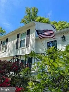 8304 Lindside Way, SPRINGFIELD, VA 22153