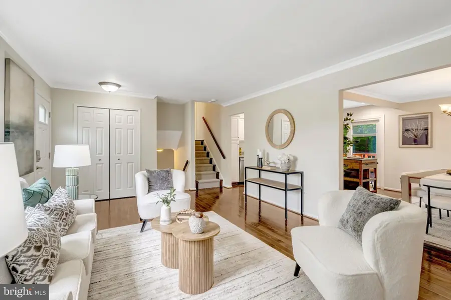 8304 Lindside Way, Springfield, VA 22153 - #2