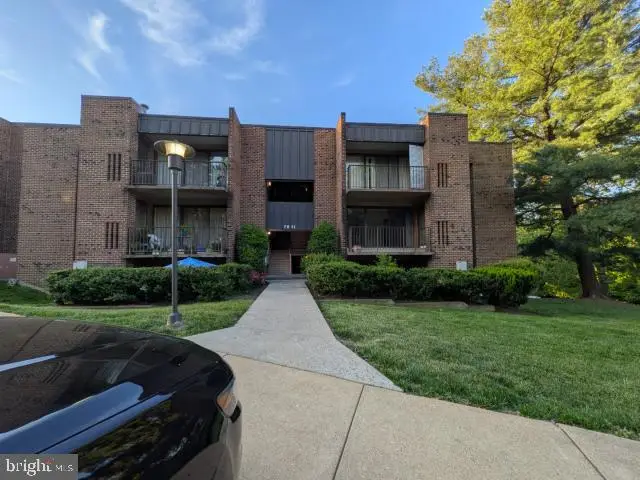 7811 Dassett Ct #204, Annandale, VA 22003 - #1