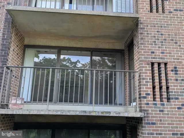 7811 Dassett Ct #204, Annandale, VA 22003 - #3