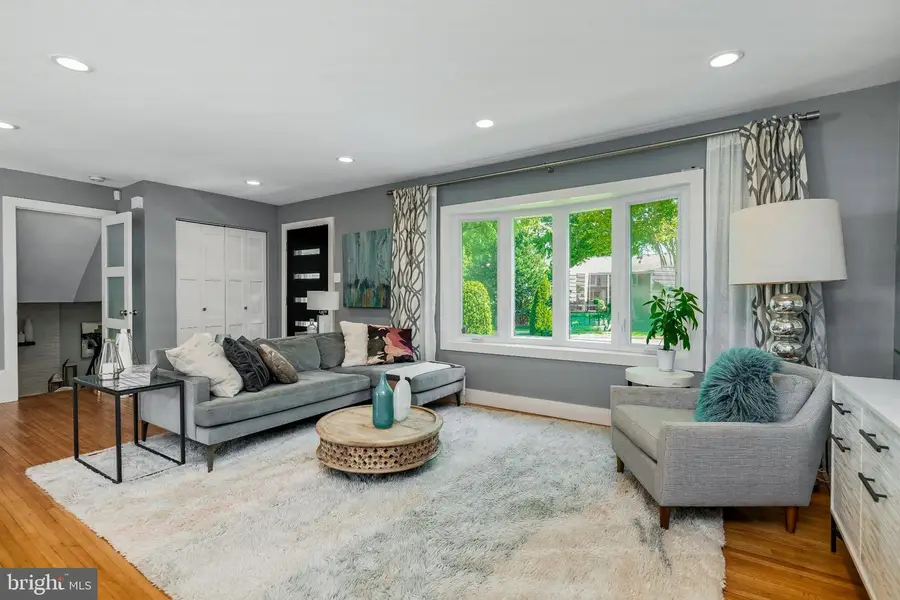 9217 Capricorn Ct, Burke, VA 22015 - #3
