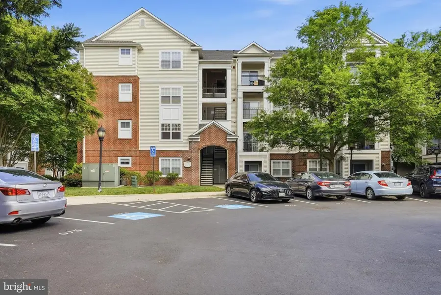 12929 Centre Park Cir #215, Herndon, VA 20171 - #2