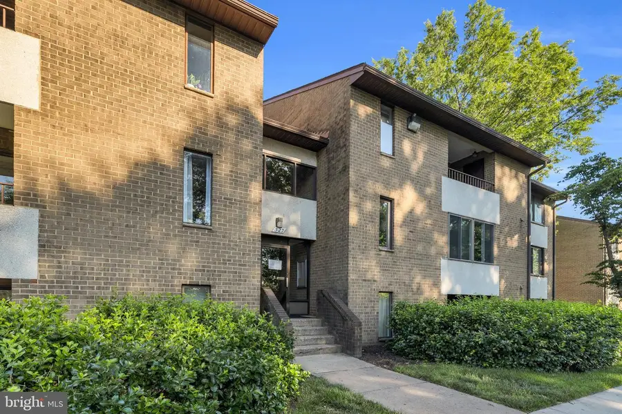 527 Florida Ave #t2, Herndon, VA 20170 - #2