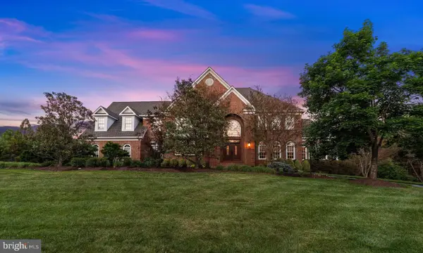 5452 Chandley Farm Cir, CENTREVILLE, VA 20120