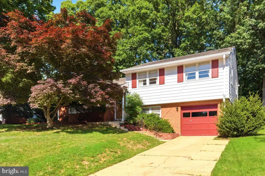 4703 Exeter St, Annandale, VA 22003 - #2