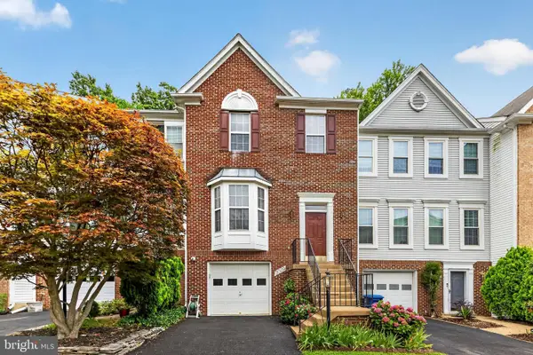 3009 Barden Oaks Ct, OAKTON, VA 22124