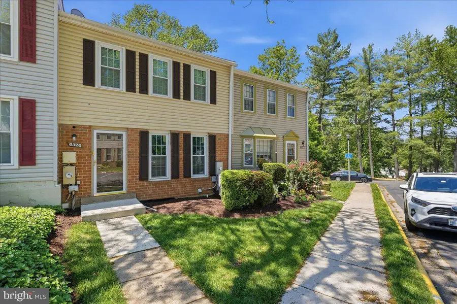 6326 Fenestra Ct, Burke, VA 22015 - #2
