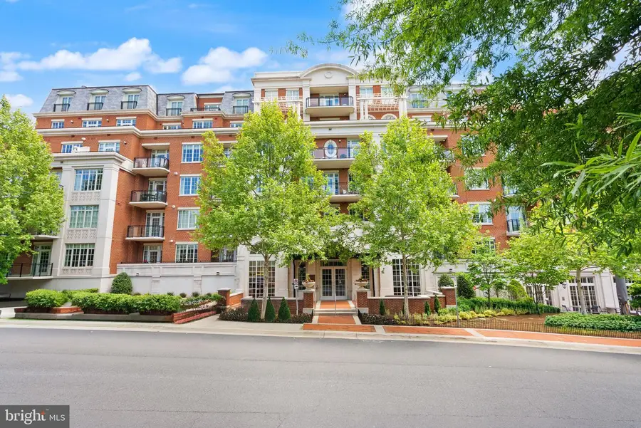 6900 Fleetwood Rd #415, McLean, VA 22101 - #2