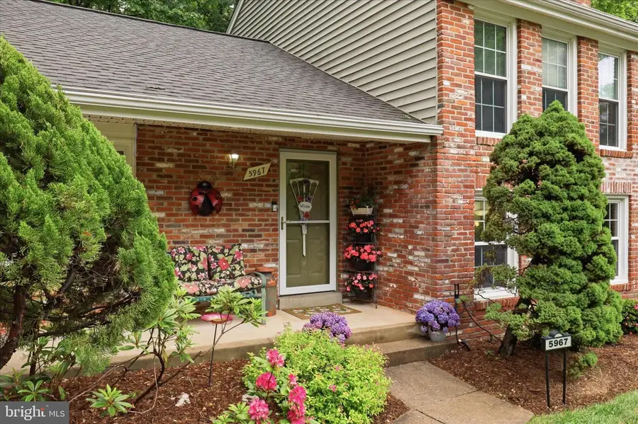5967 New England Woods Dr, Burke, VA 22015 - #3