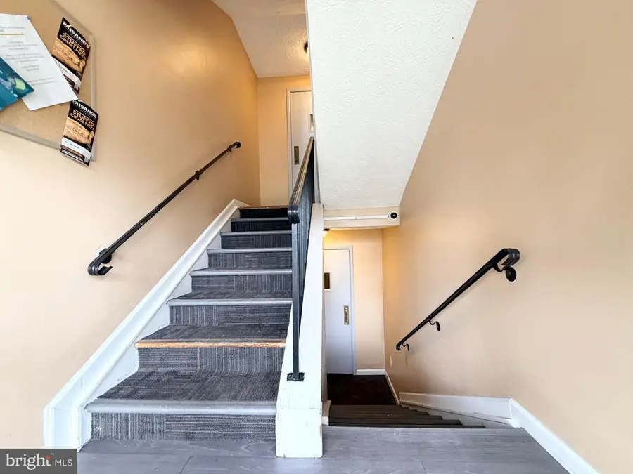 8382 Brockham Dr #a, Alexandria, VA 22309 - #3