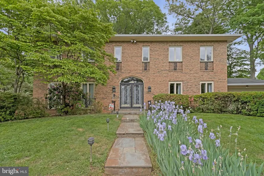 1502 Highwood Dr, McLean, VA 22101 - #2