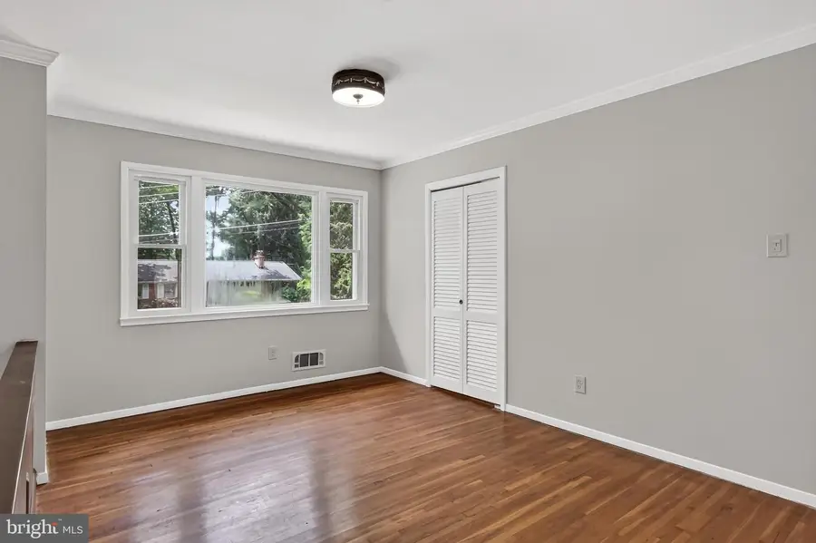 7604 Boulder St, Springfield, VA 22151 - #3