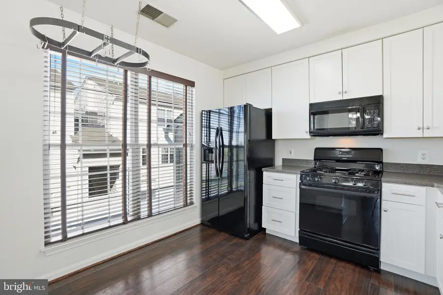 2494 Quick St #303, Herndon, VA 20171 - #3