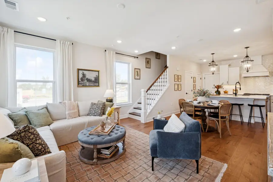 14928 Deco Cir, Chantilly, VA 20151 - #2