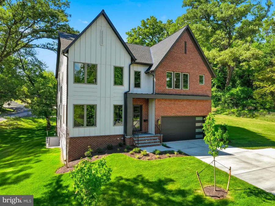 3022 Castle Rd, Falls Church, VA 22044 - #3