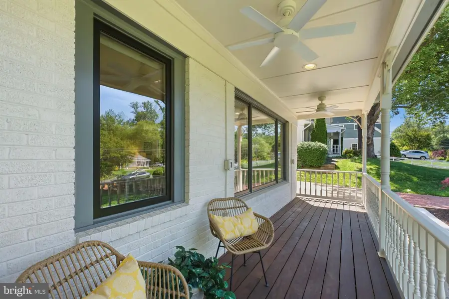 2101 Reynolds St, Falls Church, VA 22043 - #2