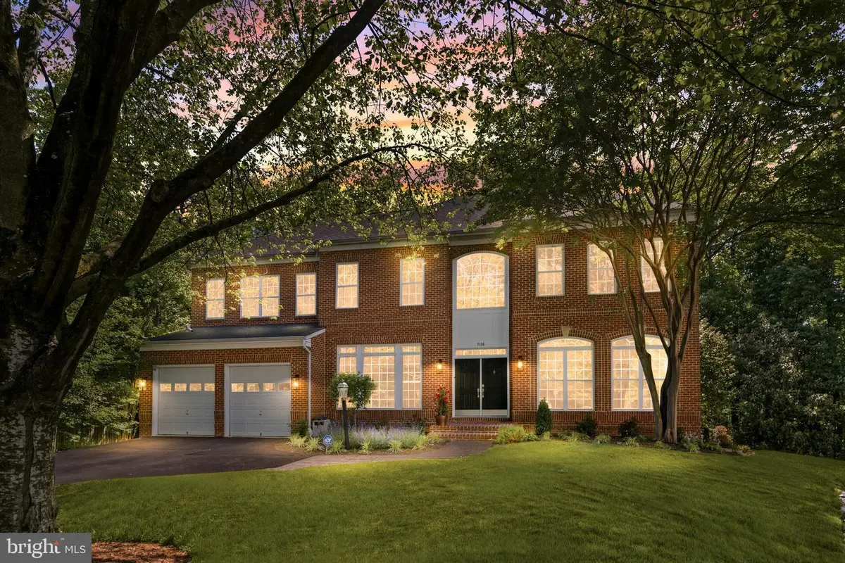 7136 Ayers Meadow Ln, Springfield, VA 22150 - #1