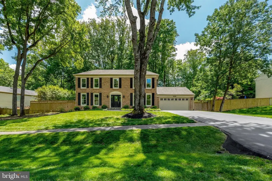 757 Ridge Dr, McLean, VA 22101 - #3