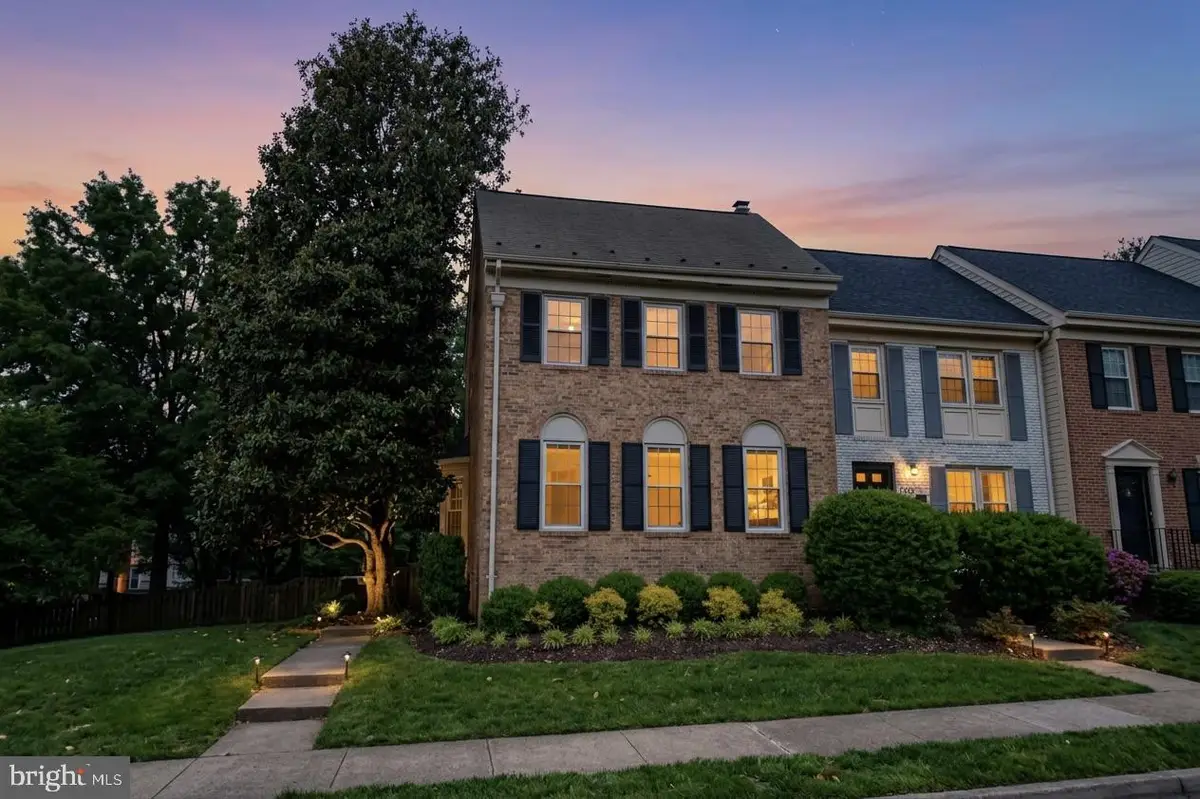 7431 Hallcrest Dr, McLean, VA 22102 - #1