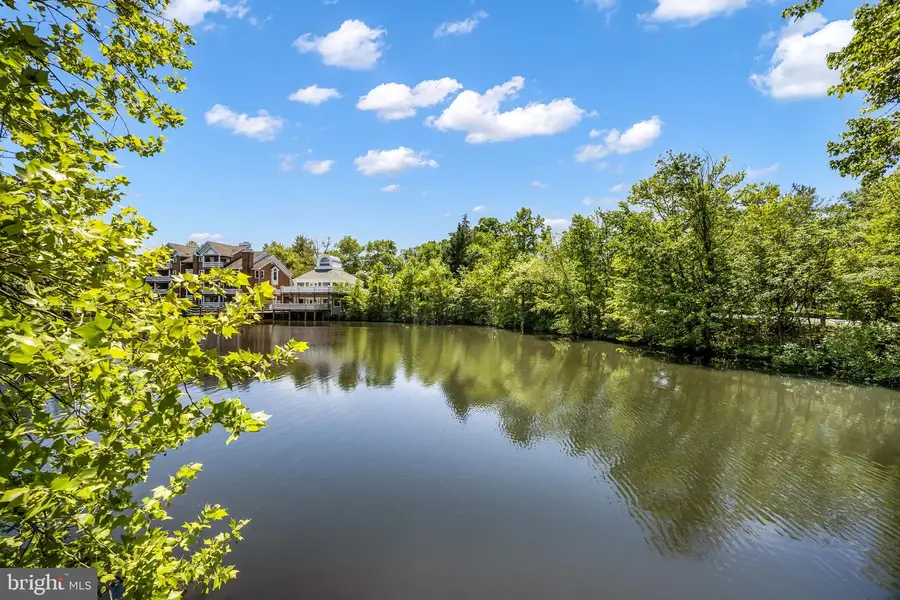 7595 Chrisland Cv, Falls Church, VA 22042 - #2