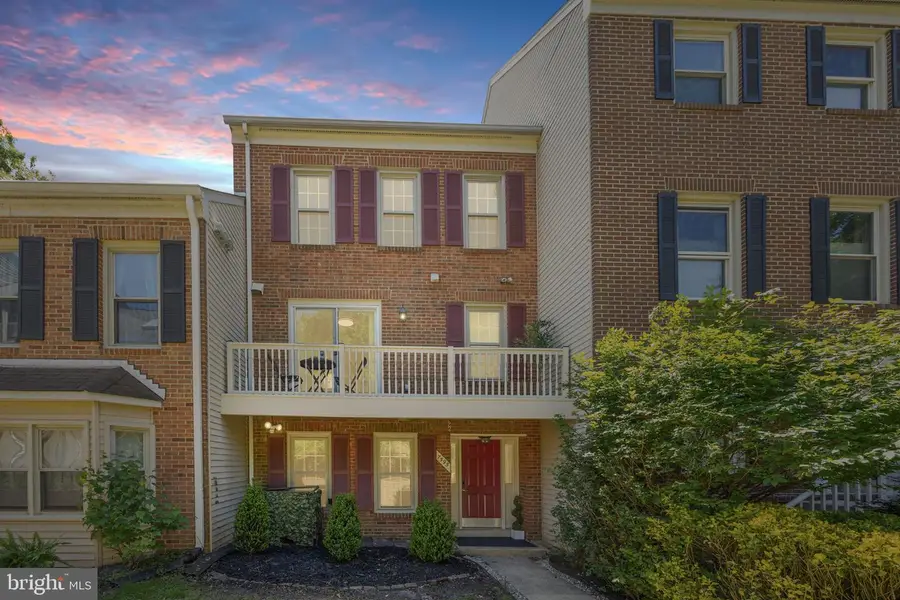 7595 Chrisland Cv, Falls Church, VA 22042 - #3