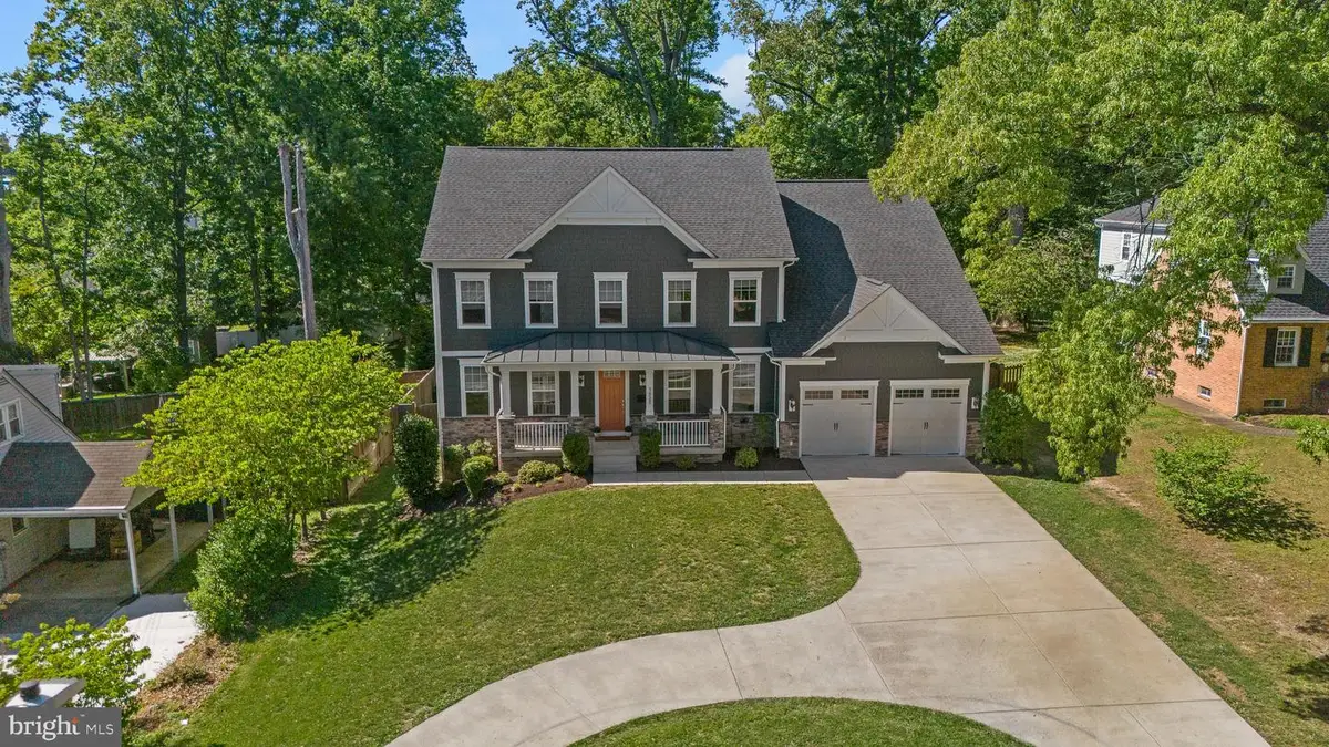 7920 Shreve Rd, Falls Church, VA 22043 - #1