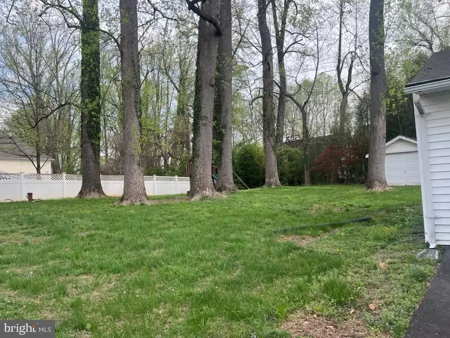 2722 Chain Bridge Rd, Vienna, VA 22181 - #2