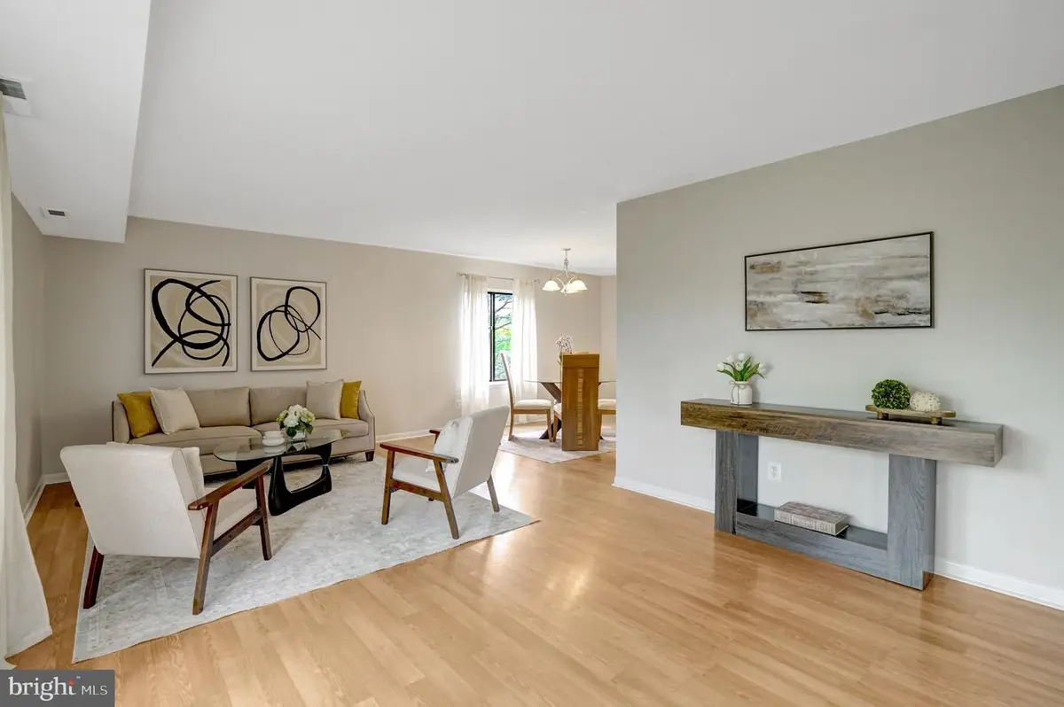 3101 S Manchester St S #615, Falls Church, VA 22044 - #1