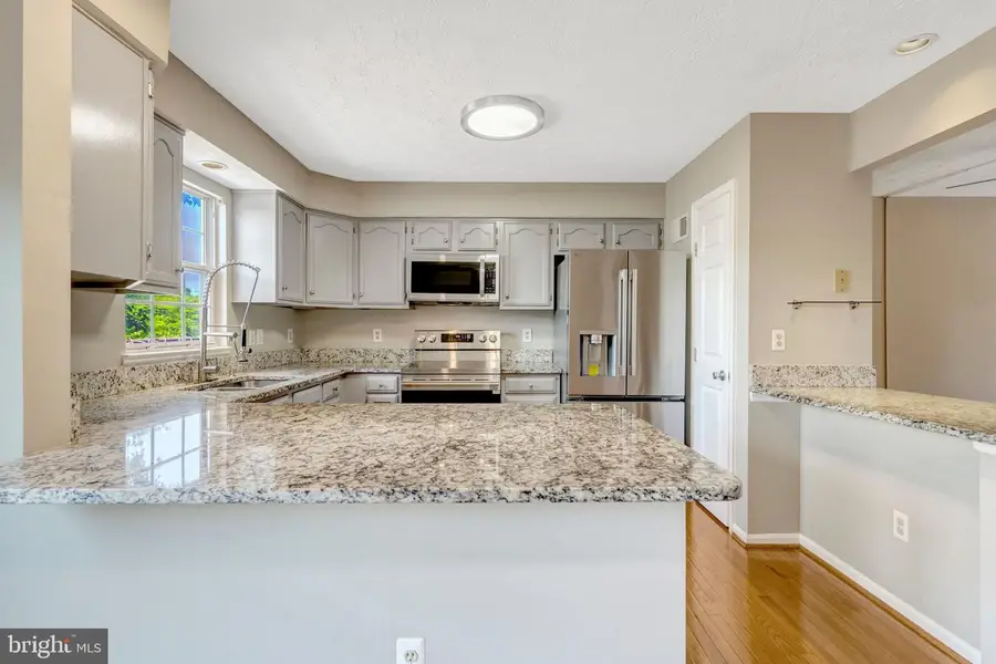 14005 Winding Ridge Ln, Centreville, VA 20121 - #2