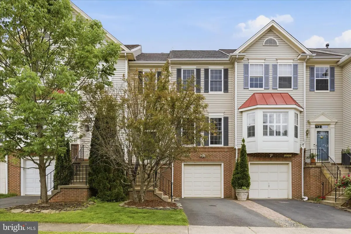 13062 Quartz Ln, Clifton, VA 20124 - #1