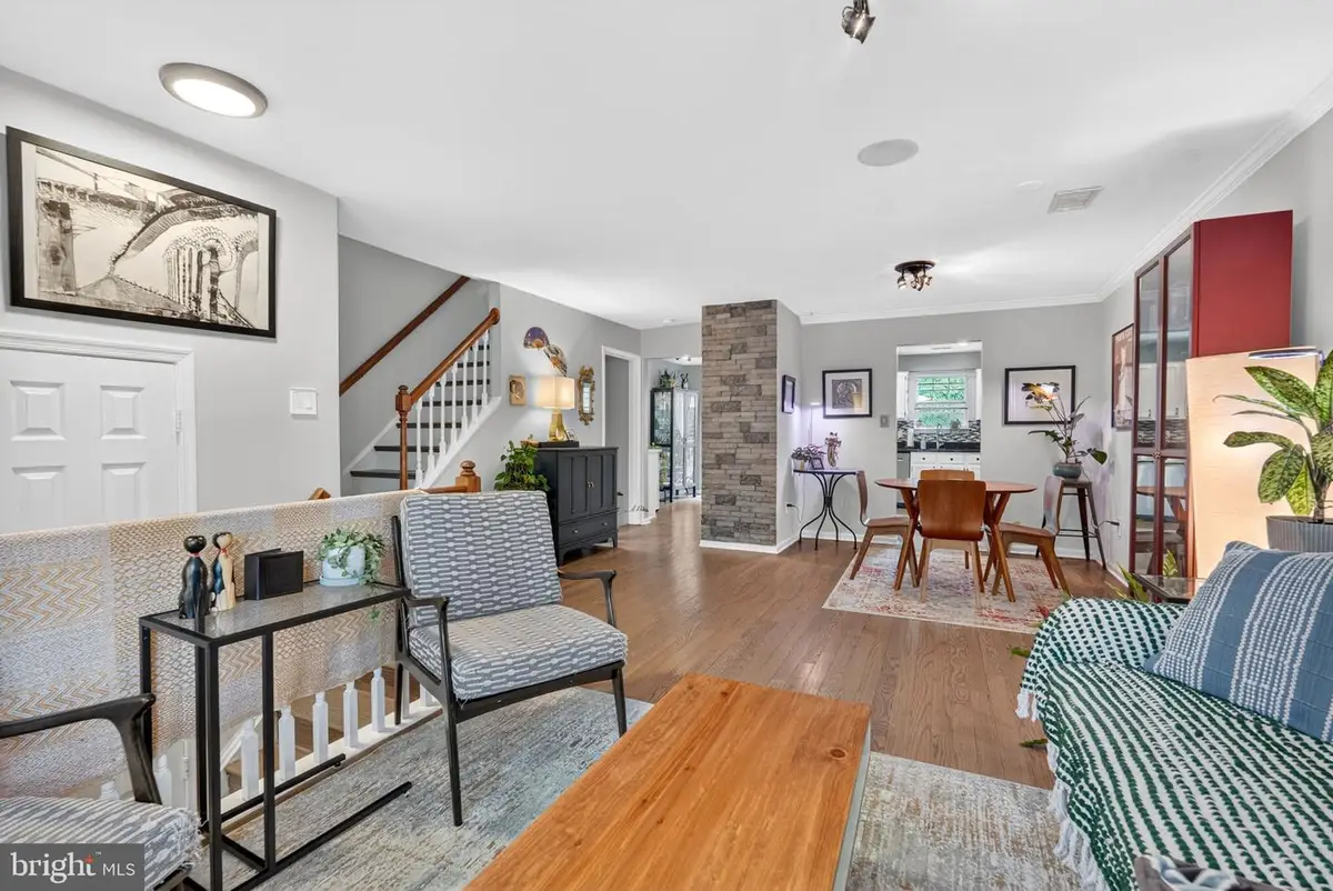 9639 Franklin Woods Pl, Lorton, VA 22079 - #1