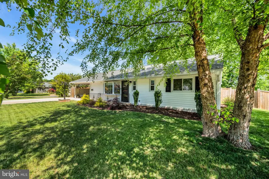 7418 Blackford St, Springfield, VA 22151 - #2