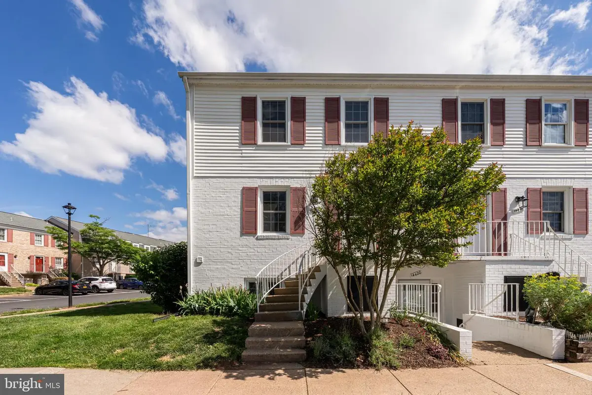 14422 Golden Oak Ct, Centreville, VA 20121 - #1