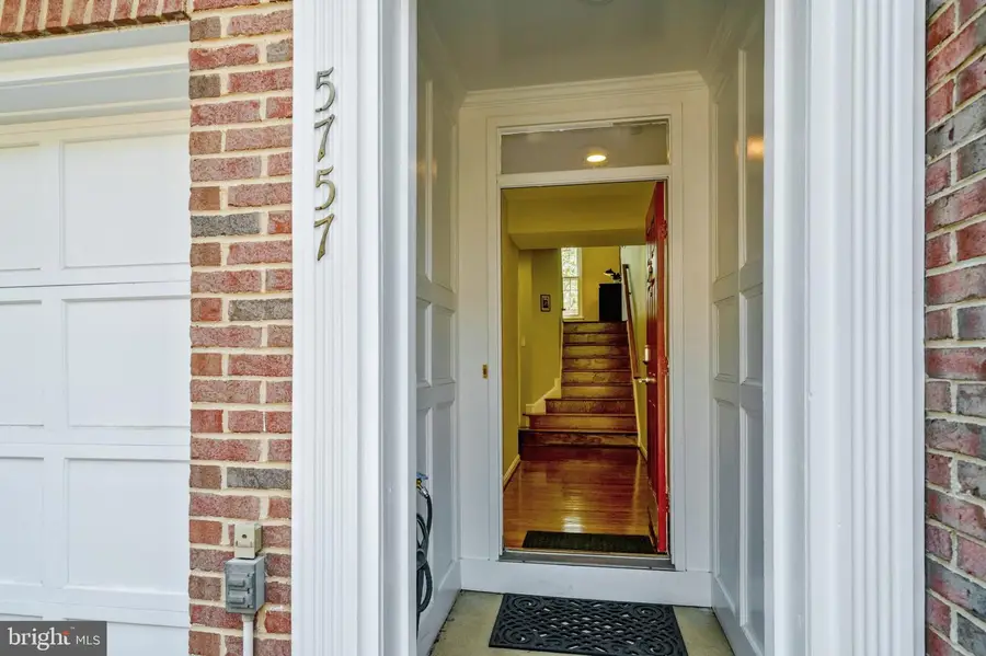 5757 Governors Pond Cir, Alexandria, VA 22310 - #2