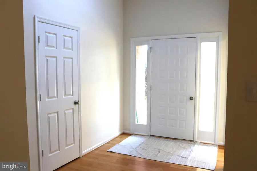 4507 Highland Green Ct, Alexandria, VA 22312 - #3